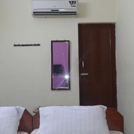 Noble Residency Hotel Tirupati Zewnętrze zdjęcie